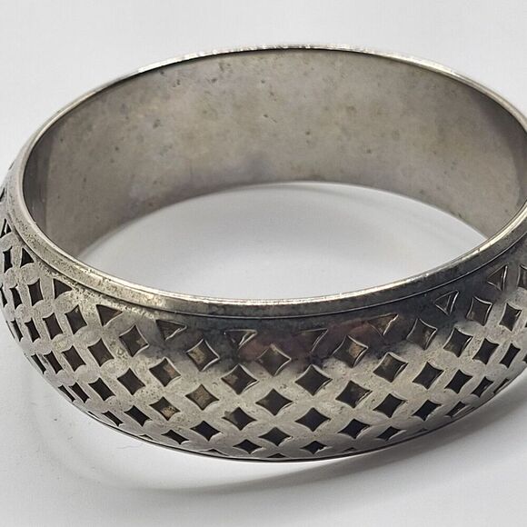 Chunky Silver Bangle Diamond Cut outs Made in India 1in wide - Picture 1 of 6